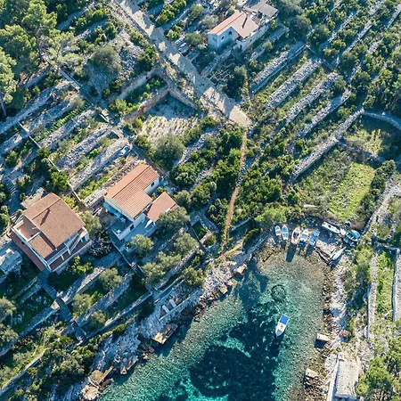 In Tankaraca 펜션 Ostrvo Šijak