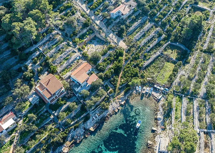 In Tankaraca بيت للعطل Ostrvo Šijak